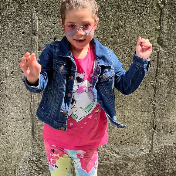 Meet your Posher, Jennifer - Picture 5 of 16